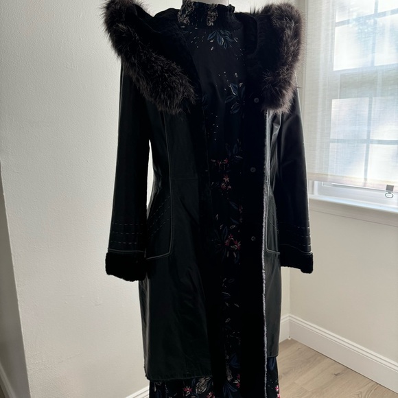 Moschino women’s leather winter coat/jacket size XS-S Black made in Italy, New! - Picture 15 of 16